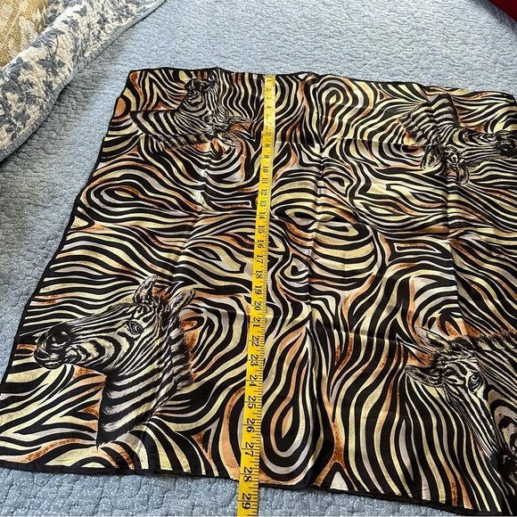 Zebra Print Scarf Black & Rust Safari Silk Feeling Vintage Roller Hem 28” Square - Picture 10 of 10